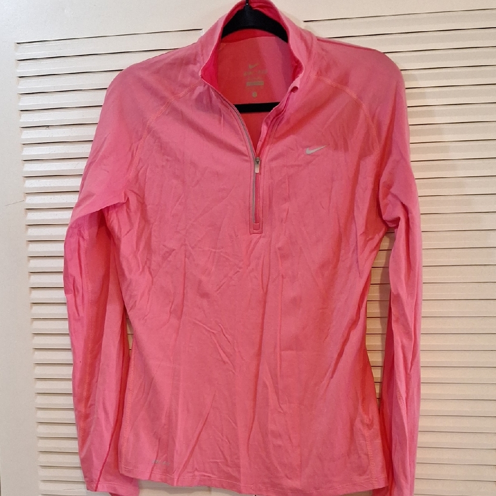 Nike Dry Fit Women's Pink Long Sleeve Athletic Top